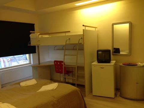 Arkadia & Hotel 2*