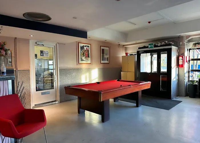 Arkadia Hotel & Hostel